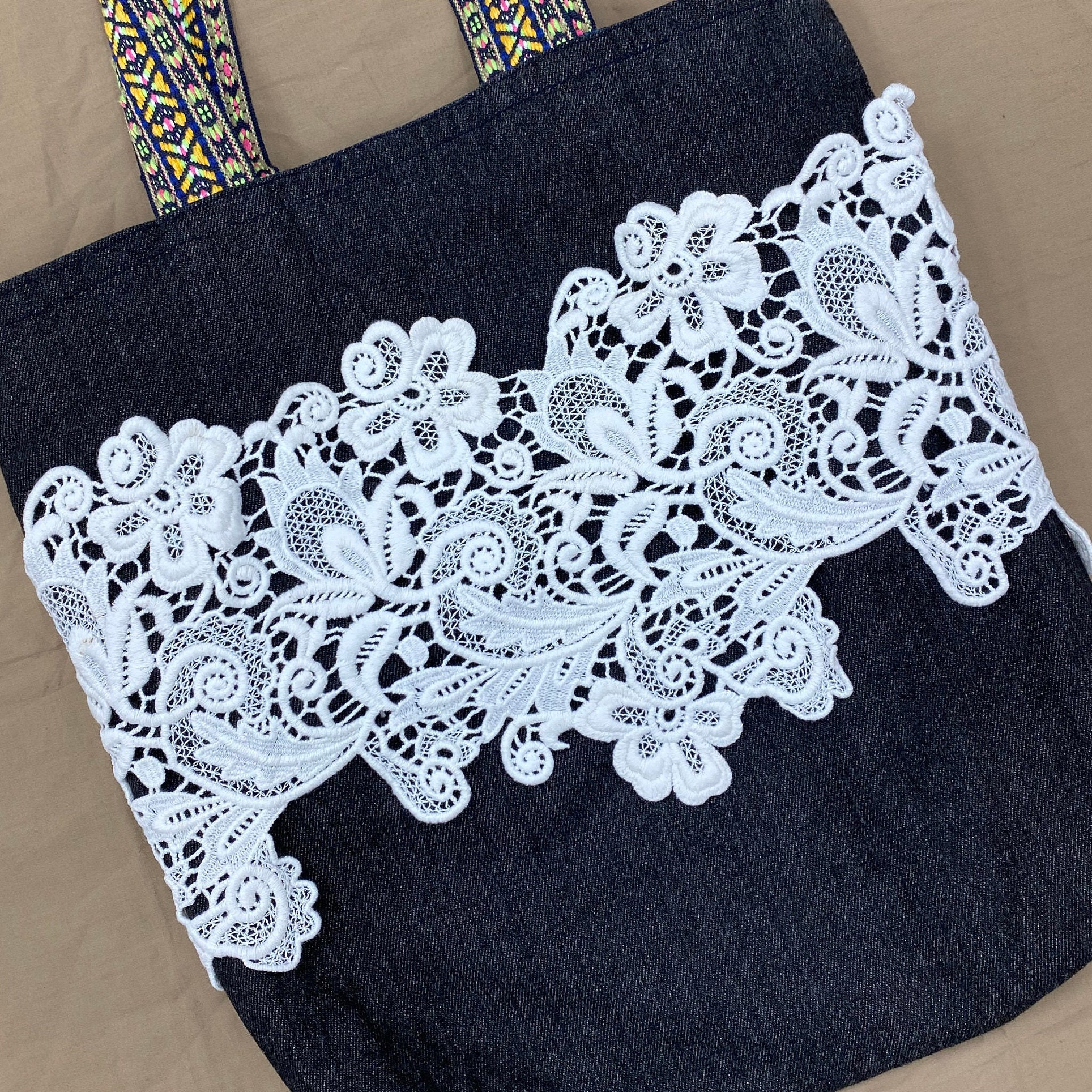 0.5 Yards Delicate Thick Floral Cotton Venice Lace Trim, 8 3/16