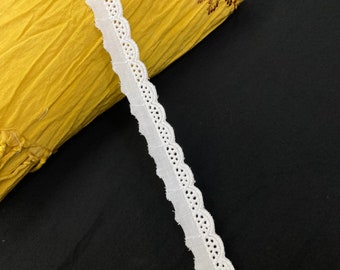 Semicircle scallop edge cotton eyelet lace trim, 3/4" 2cm wide, White, Broderie Anglaise
