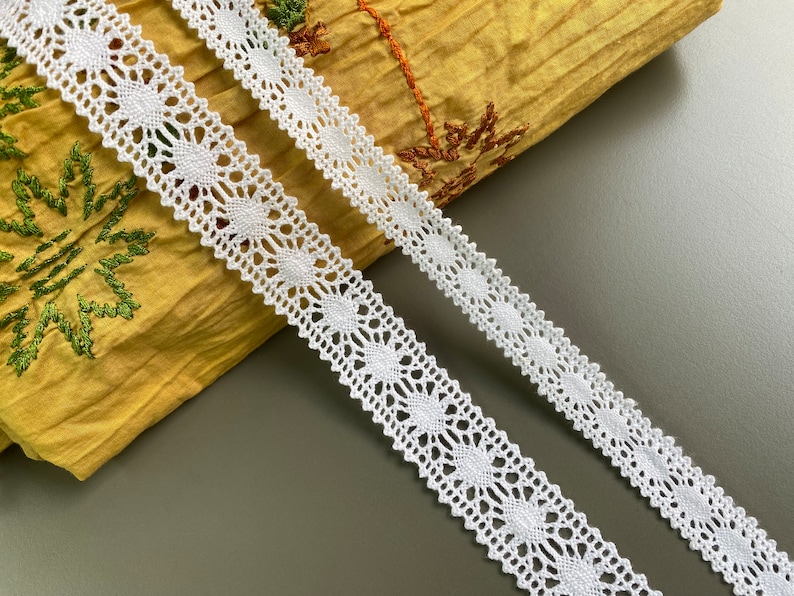 White circle insertion cotton cluny lace trim, 5/8 1 2.5cm wide, Crochet lace, Picot edge zdjęcie 1