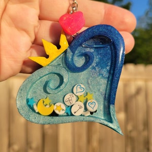 Custom Resin Kingdom Hearts Shaker Keychain | Magnet | Badge Reel
