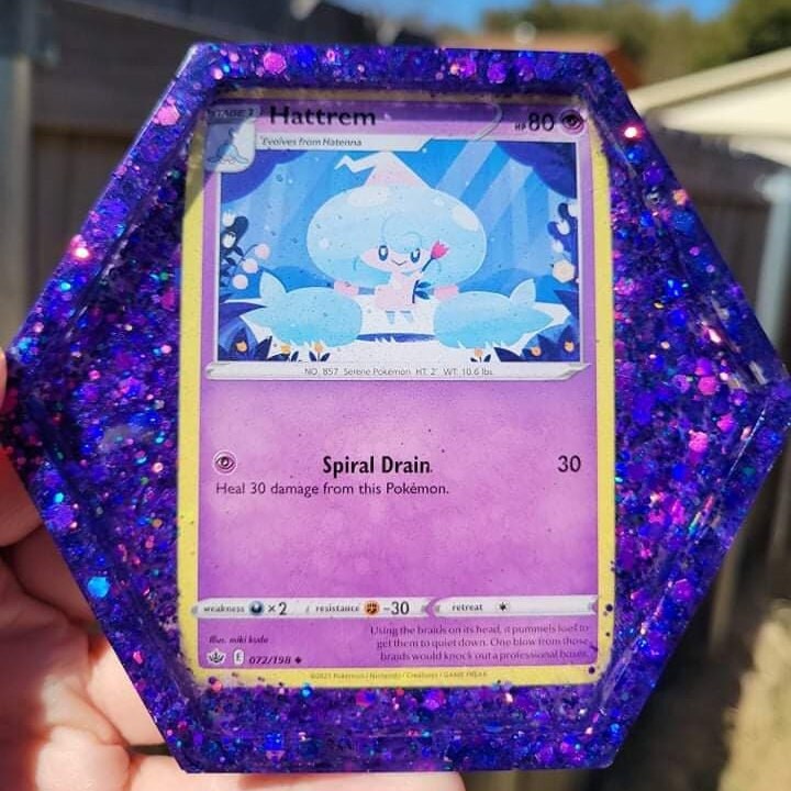 pokemon card coasters Carved Wood and Resin Pokémon Poké Ball Pokemon DIY Resin Coasters -