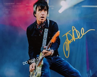 JOHNNY MARR    8 x10" (20x25 cm) Autographed Signed Photo