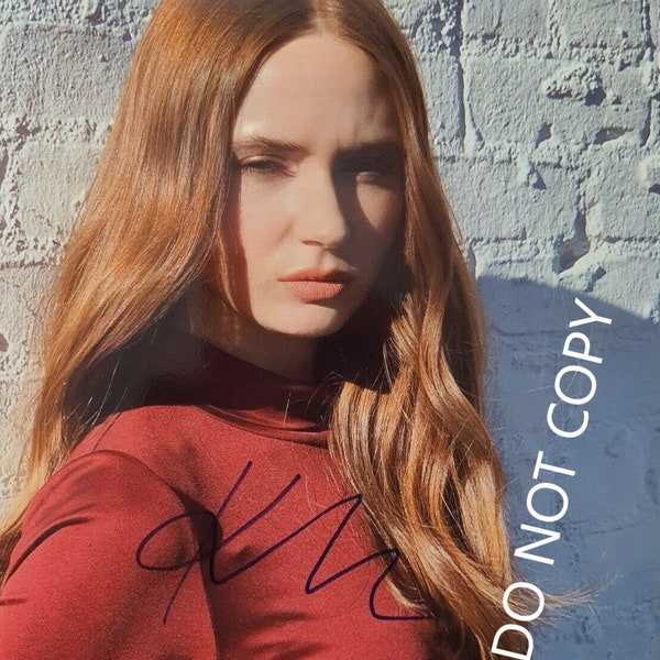 KAREN GILLAN  8 x10" (20x25 cm) Autographed Hand Signed Photo