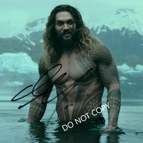 Jason Momoa Justice League In Aquaman    8 x10" (20x25 cm) Autographed Hand Signed Photo