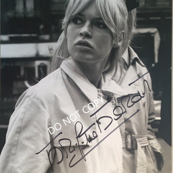 Brigitte Bardot  8 x10" (20x25 cm) Autographed Hand Signed Photo