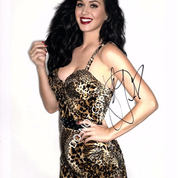 KATY PERRY   8 x10" (20x25 cm) Autographed Hand Signed Photo