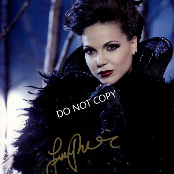 Evil Queen Lana Parrilla 8 x10" (20x25 cm) Foto Autografiada y Firmada a Mano