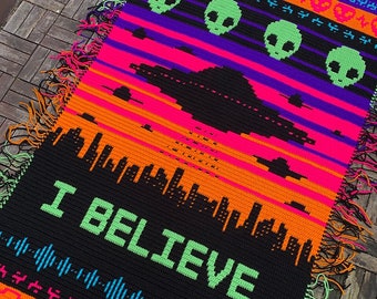 SoS Alien Invasion! Mosaic Crochet Pattern Collection