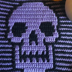 SoS Hallowe&#39;en ~ Mister Bones Mosaic Crochet Pattern