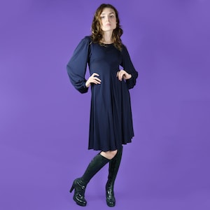Vestido vintage de crepe rayon Jean Muir dos anos 1970