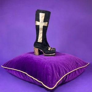 Vintage 1970s Wooden Heel Crucifix Glam Rock Metal Suede Platform Boots image 4