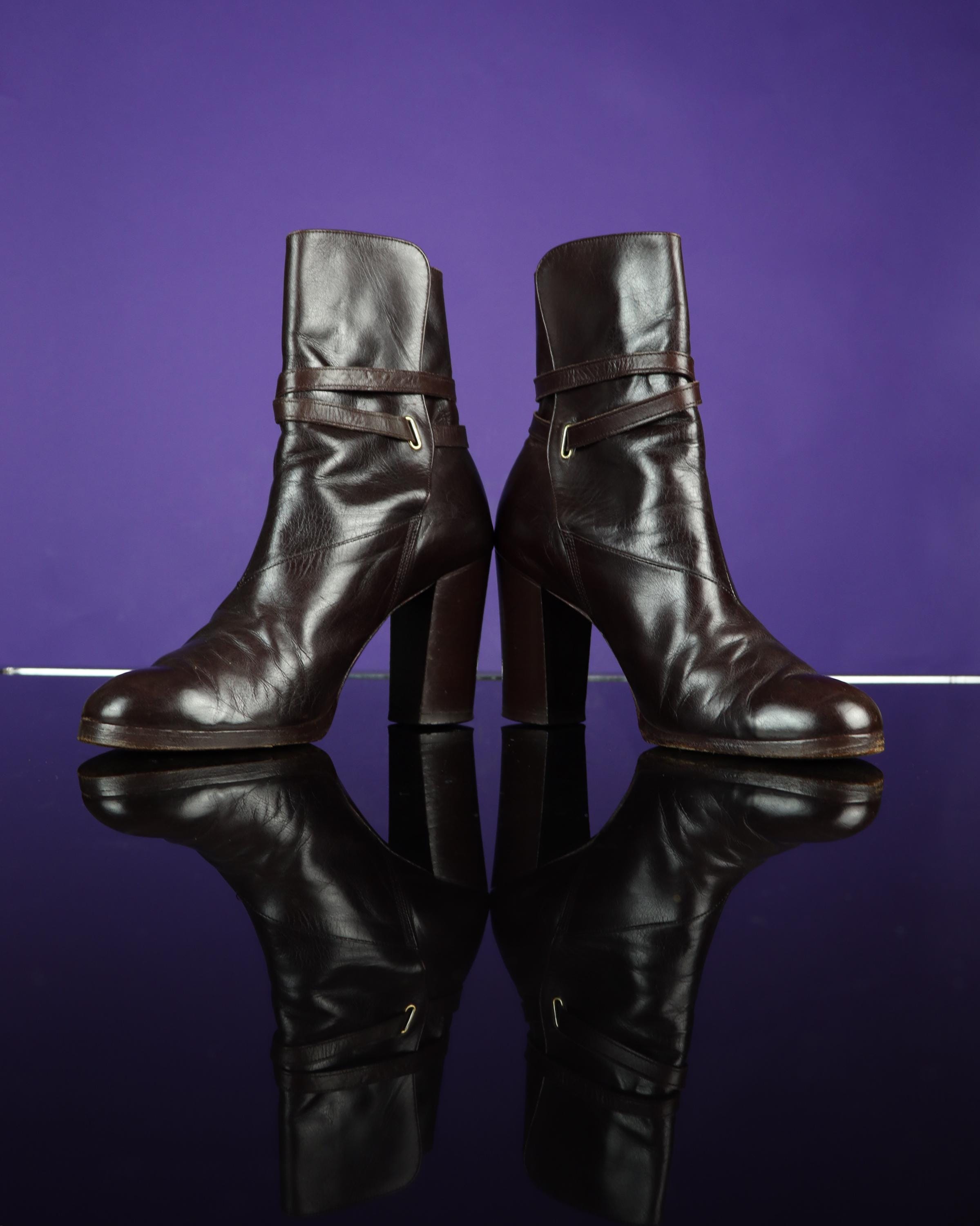 The Chelsea Cobbler - Etsy display picture 1