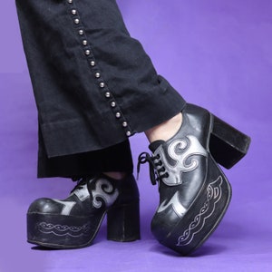 Rare Vintage 1970s Platform Shoes Black and Silver Swirl image 1