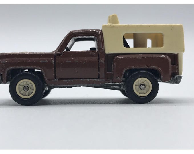 Tomy Tomica #F44 Chevrolet Pickup Truck 4x4 Very Nice! 1:77 Die-Cast Car