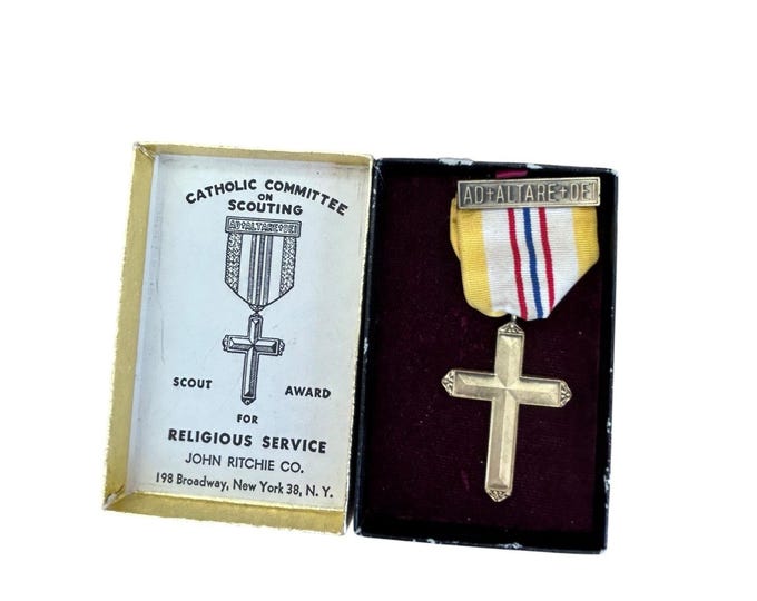 Boy Scouts Ad Altare Dei Catholic Religious Medal Cross w Box Vintage