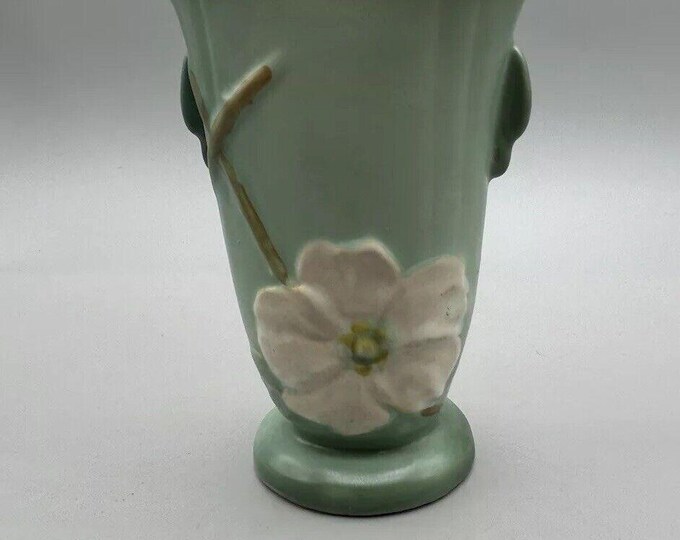 Weller Magnolia Vase Soft Green w Cream Flower vintage