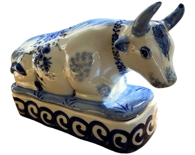 Delftware Blue Cow Bull Porcelain BUTTER DISH & LID Unmarked