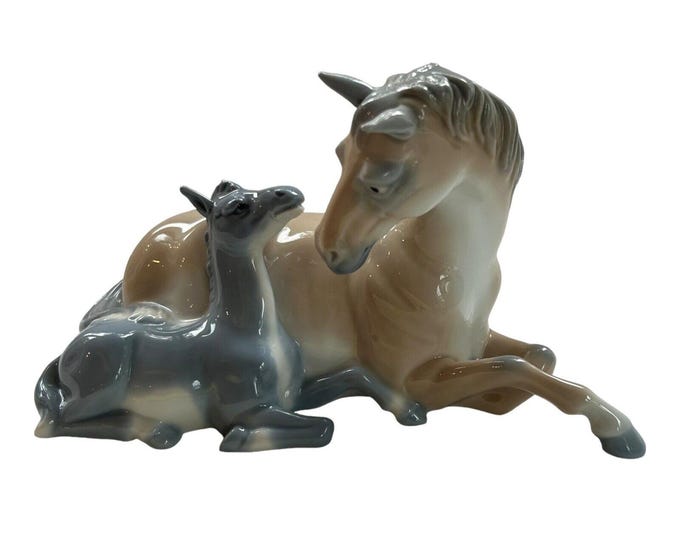 Vintage 1985 Franklin Mint Tenderness Mother With Foal Figurine By Poul Ipsen
