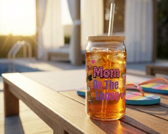 Mama auf dem Loose Sipper Glas | 16 Unzen klares Glas mit Strohhalm