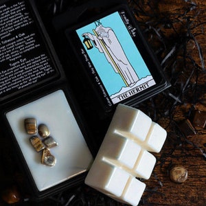 Soy Wax Melt - The Hermit Tarot Card - Dark Musk, Smoked Oak & Cognac - Gothic Wax, Witchy Wax, Crystal Infused Wax Melt by Deadly Wicks.