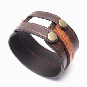 Beautiful Handmade Full-Grain Leather Bracelet