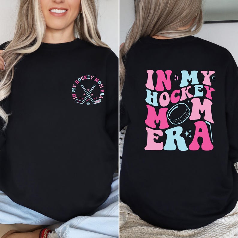 In My Hockey Mom Era Shirt, Hockey Mom Sweater, Hockey Season Shirt, High School Hockey, Hockey Mom Gift, Game Day Sweatshirt, Sports Mom Bild 1