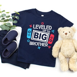 Leveled Up To Big Brother T-Shirt, Big Brother Shirt, Big Bro Shirt, Cute Toddler Shirt, Announcement Shirt, Toddler Gifts, Funny Shirt
