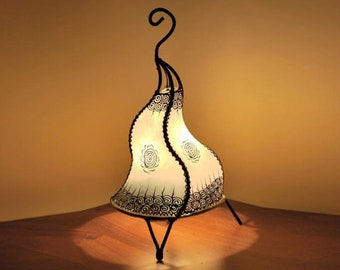 Marokkanische HENNA Bodenleuchte | Stehleuchte | Orientalische Handbemalte Leuchte | ECHTLEDER Stehlampe | Lampe  CHAVAL-40  Natur