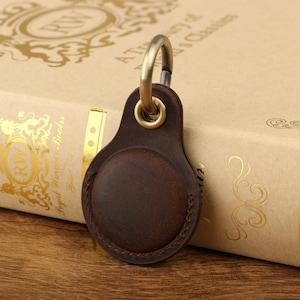 Genuine Leather AirTag Case With Keychain - Protective Cover For Apple AirTag Tracker