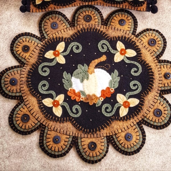 Autumn Twilight | Penny Lane Primitives | Wool Appliqué Pattern