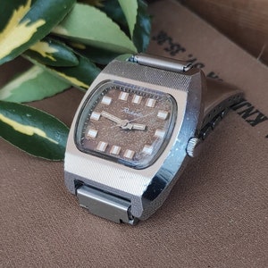 Vintage Raketa TV style aged dial men's wristwatch made in USSR image 4