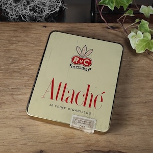 Scatola di latta per sigari Vintage RuC Attaché realizzata in Germania