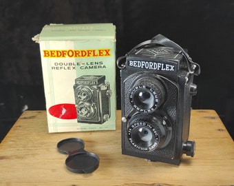 Vintage Bedfordflex double lens reflex camera - 1960s 127 film camera made in Hong Kong