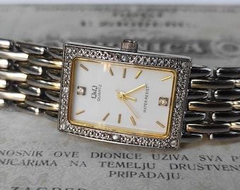 montre vintage Q&Q Quartz pour dames