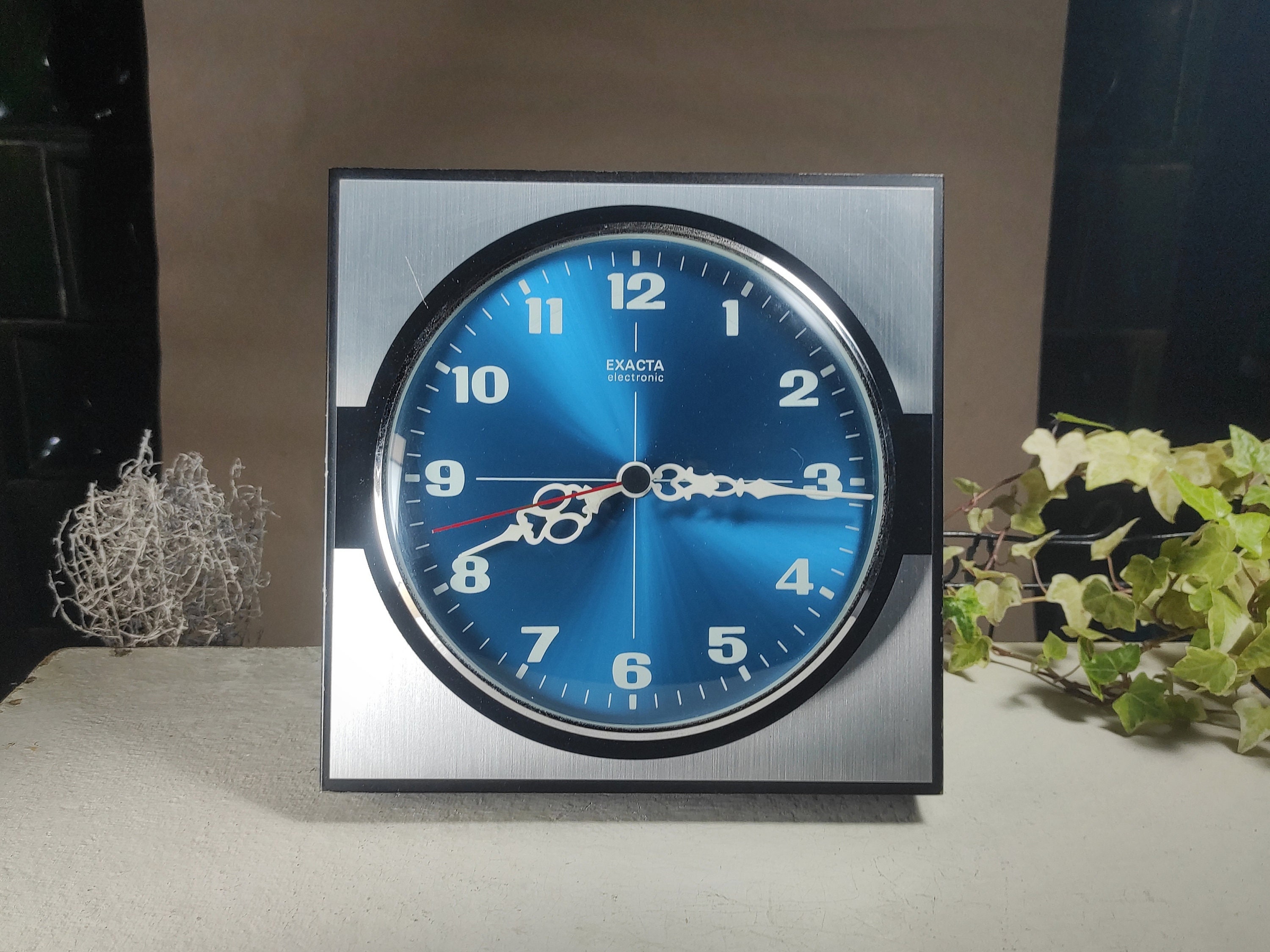 Horloge Murale Avec Baromètre JUNGHANS Electronic Vintage - Bois Foncé - Rare