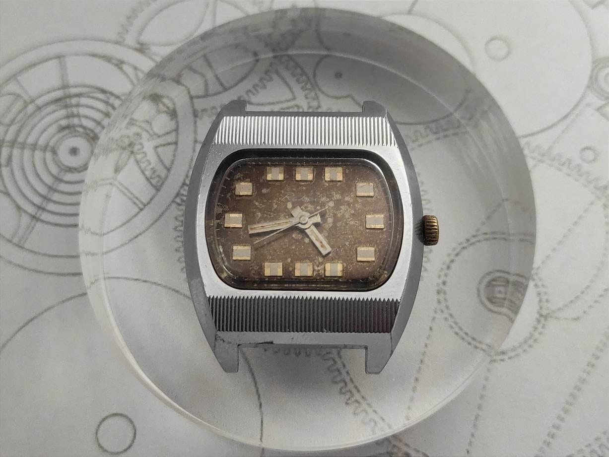 Raketa Tv - Etsy
