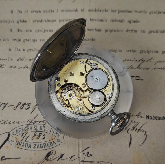 Antique Omega Swiss made pocket watch not working,… Gem