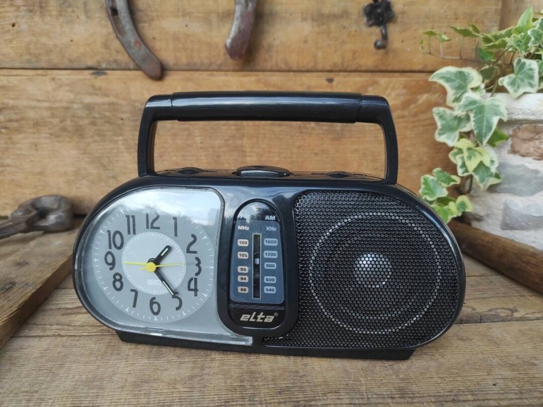 Vintage Elta 4209 Analog Clock Radio Etsy