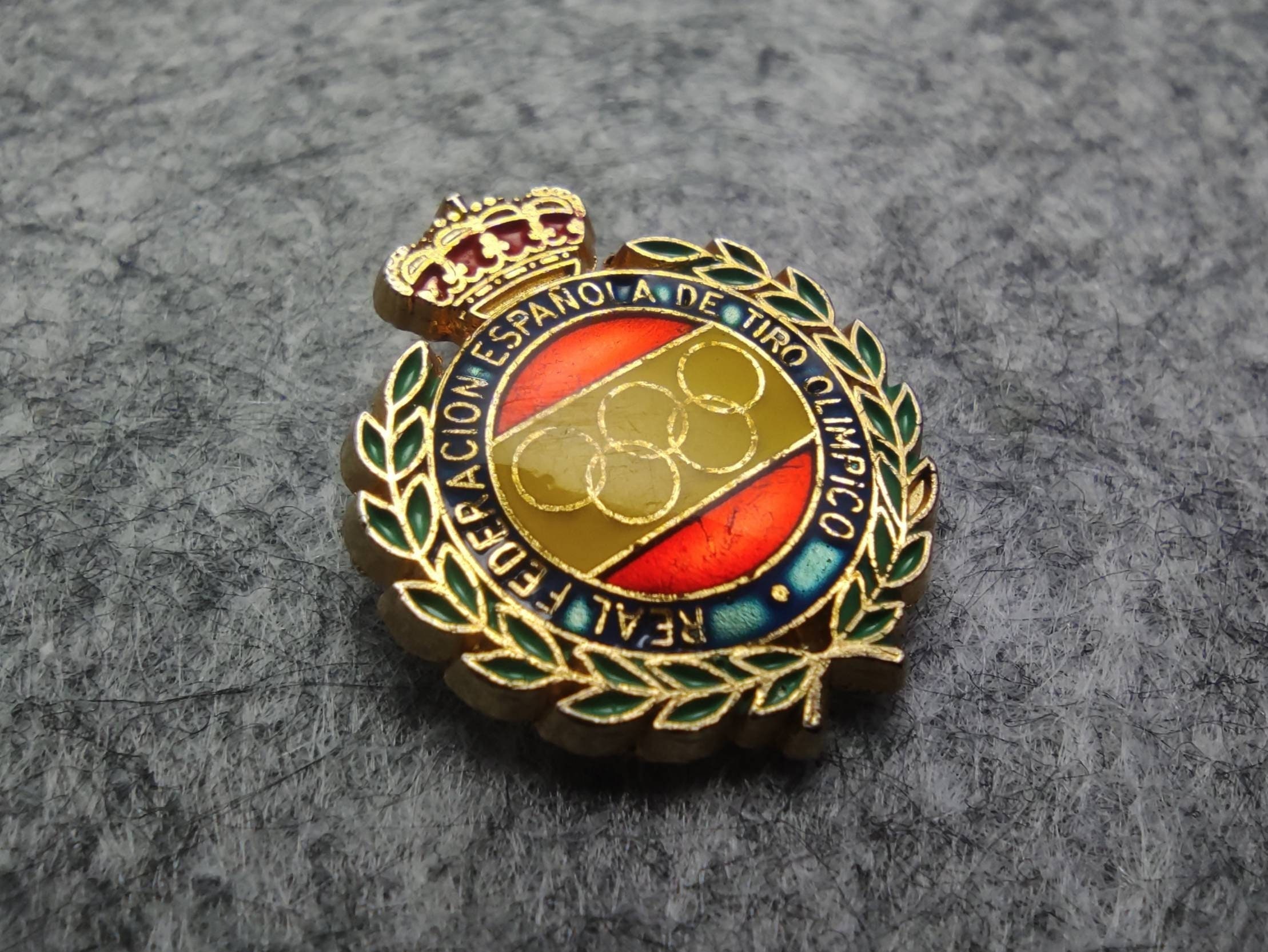 Vintage Royal Spanish Olympic Shooting Federation Lapel Pin Etsy