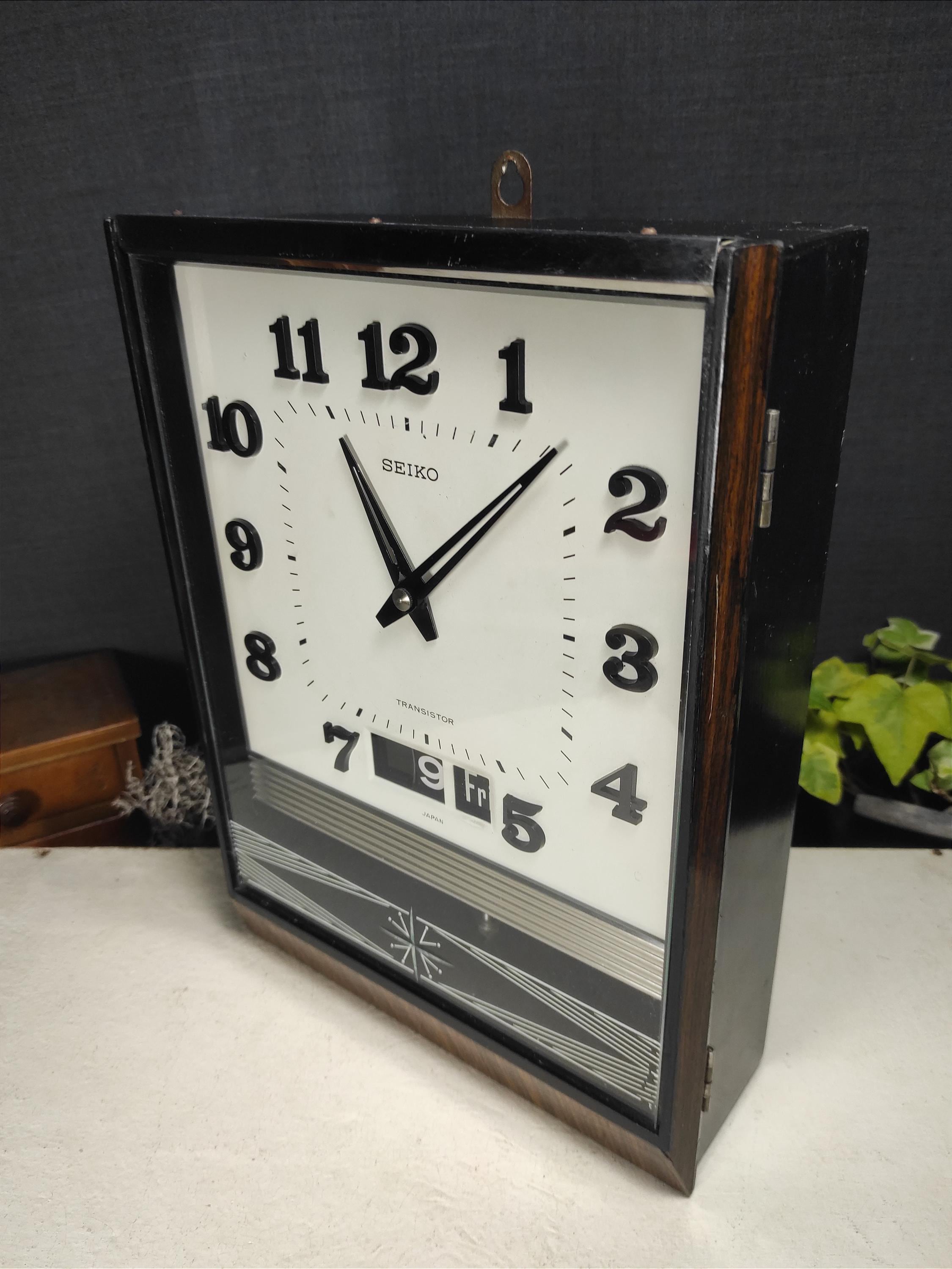 Vintage Seiko Transistor Wall Clock - 1960s Electric Clock Vintage Seiko Transistor Wall Clock - 1960s Electric Clock