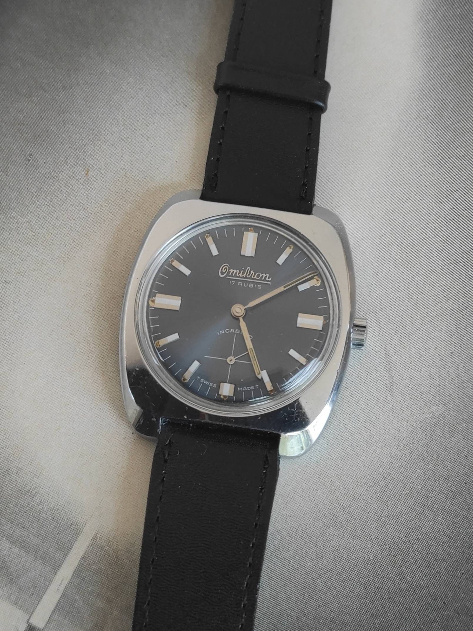 Omikron 17 rubis clearance
