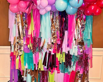 Bright & Fun Backdrop, Streamer Backdrop, Streamer Wall, Streamers, Fringe Backdrop, Birthday, Photo Backdrop, Flagtape, Rainbow, Fiesta