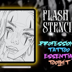 Può includere: Un disegno in bianco e nero di un viso di donna con un motivo di linee tratteggiate sul suo viso. L'immagine è su un tablet digitale con uno stilo accanto. Il testo "FLASH & STENCIL PROFESSIONAL TATTOO ESSENTIAL TOOLKIT" è sullo sfondo.