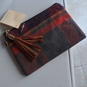 Clutch Wristlet perus purse; Soft fabric purse; spacious purse/ clutch bag; patterned clutch