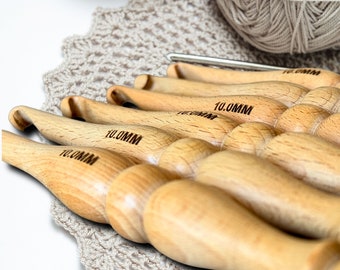 Ergonomic Wooden Crochet Hook Set | Sizes 3mm, 5mm, 10mm