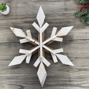 Snowflake Signs, Wood Snowflakes, Acrylic Snowflake, Christmas Decor,  Holiday Decor, Snowflake Party, Wall Hanging, Home Decor, Winter Decor 