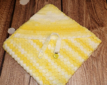 Crochet hooded baby blanket with pacifier clip/crochet hooded blanket/baby shower gift/crochet swaddle/crochet baby blanket/hooded blanket