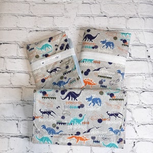 Travel baby changing mat/portable baby changing pad/diaper clutch/waterproof/wipeable/washable/quilted padding/baby shower gift
