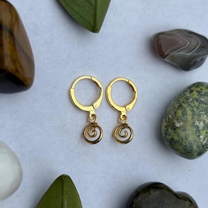 Spiral Gold Huggies | Gold Earrings | Gold Huggies | Sun Jewelry | Gemstone Earrings | Spiral Earrings | Gold