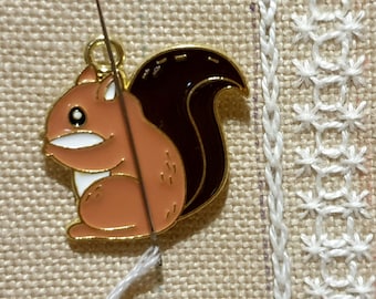 Enamel Squirrel Needle Minder: Magnetic Needle Nanny